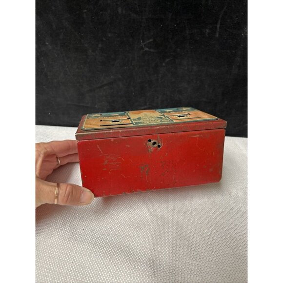 Vintage Toy Bank • Marx Toys Red White & Blue Capitol Building Budget Bank - Picture 2 of 9